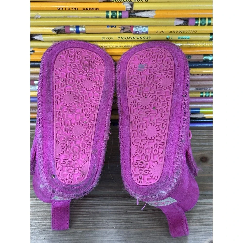 UGG Suede Pink Baby Booties Neumel Colorful Fleece Lined Easy On Off Infant Sz 5